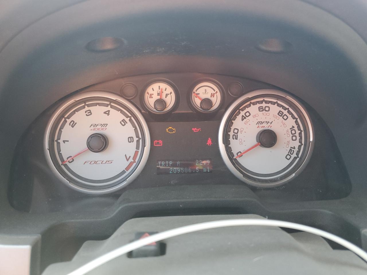 2008 Ford Focus Se VIN: 1FAHP33N48W196403 Lot: 81128175