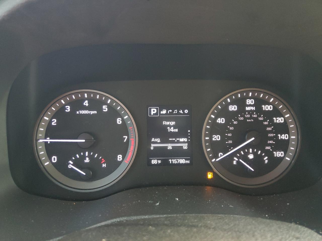 2018 Hyundai Tucson Value VIN: KM8J33A24JU685011 Lot: 80903765