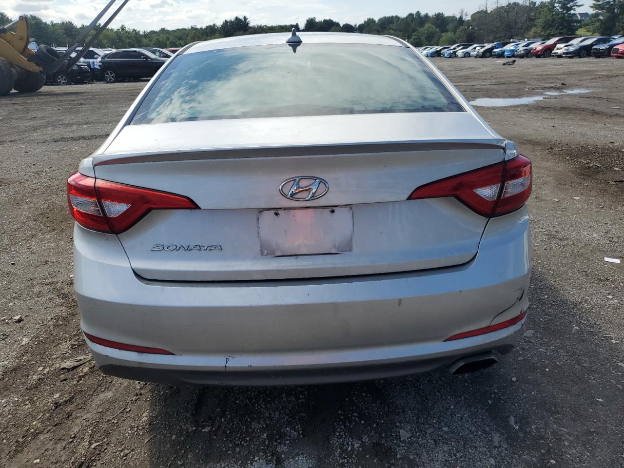 2015 Hyundai Sonata Se VIN: 5NPE24AF9FH177104 Lot: 81888245