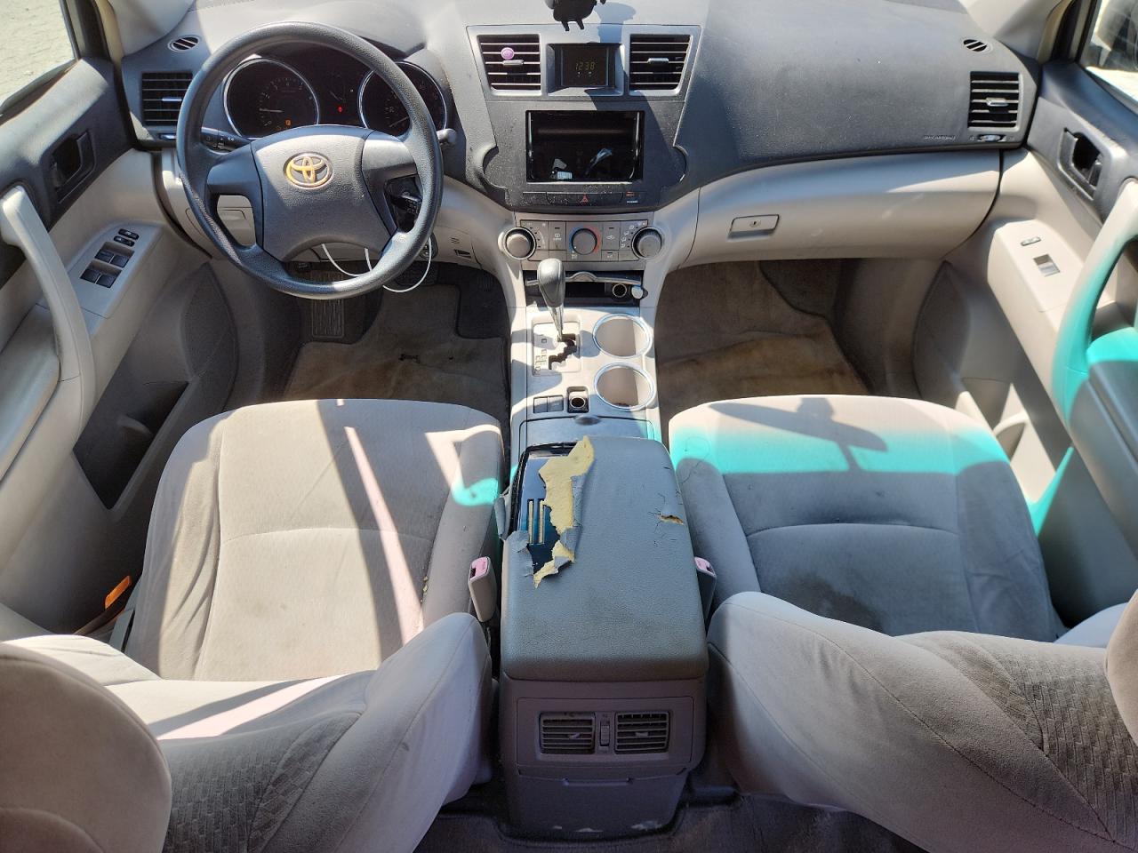 2008 Toyota Highlander VIN: JTEDS41A282044961 Lot: 72041185