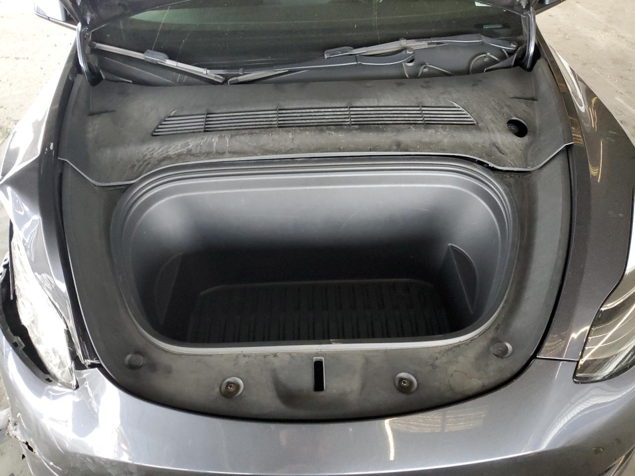 2022 Tesla Model Y VIN: 7SAYGDEE4NF358207 Lot: 71614495