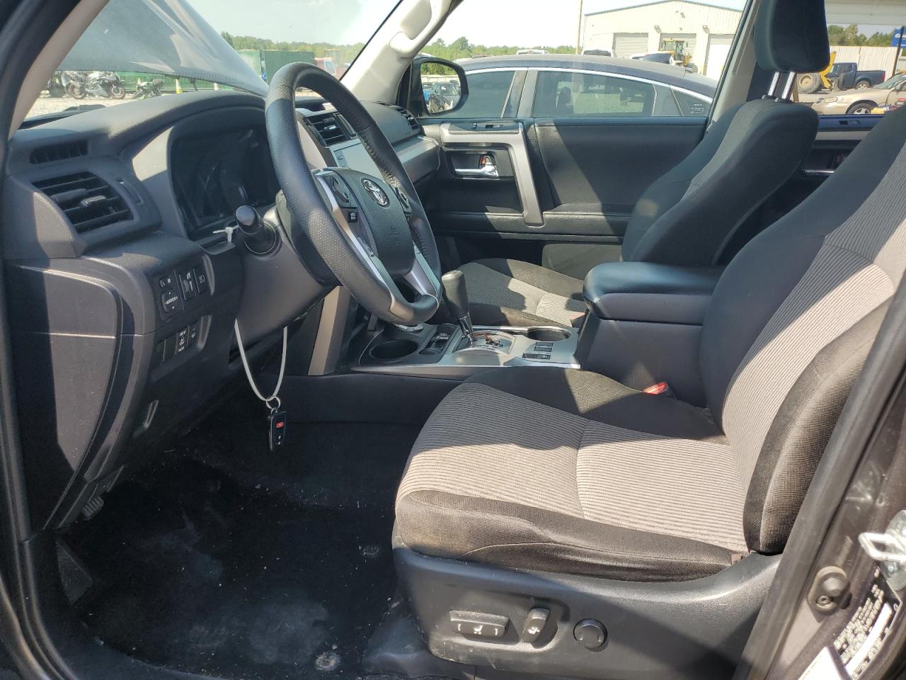 2022 Toyota 4Runner Sr5/Sr5 Premium VIN: JTEMU5JR2N6016345 Lot: 81292615