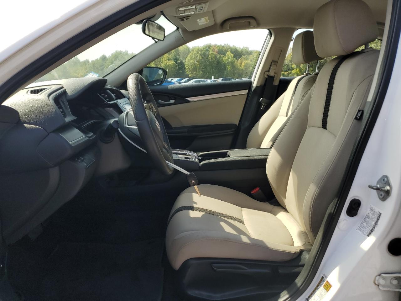 2018 Honda Civic Lx VIN: 2HGFC2F64JH605081 Lot: 84651435