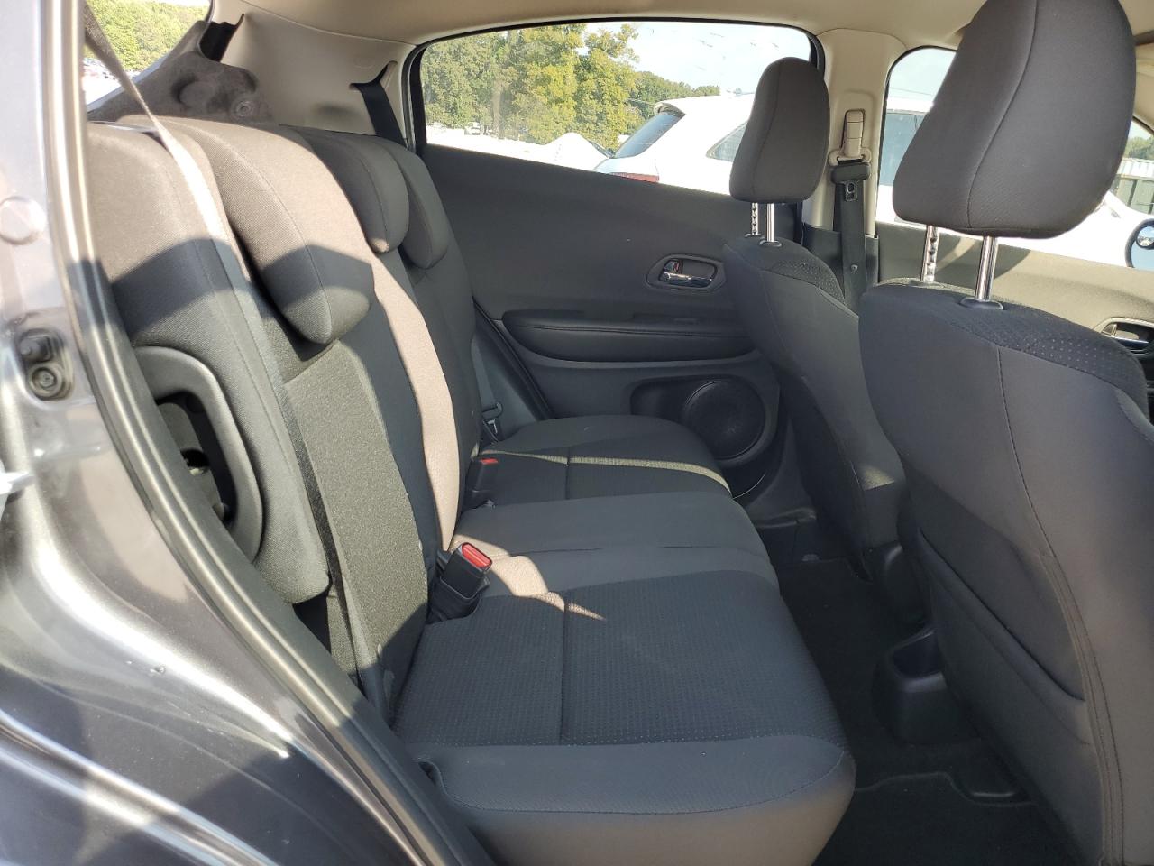 2021 Honda Hr-V Lx VIN: 3CZRU5H37MM716480 Lot: 70750425