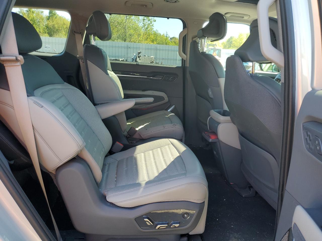 2024 Kia Ev9 Land VIN: KNDADFS57R6038436 Lot: 81183195