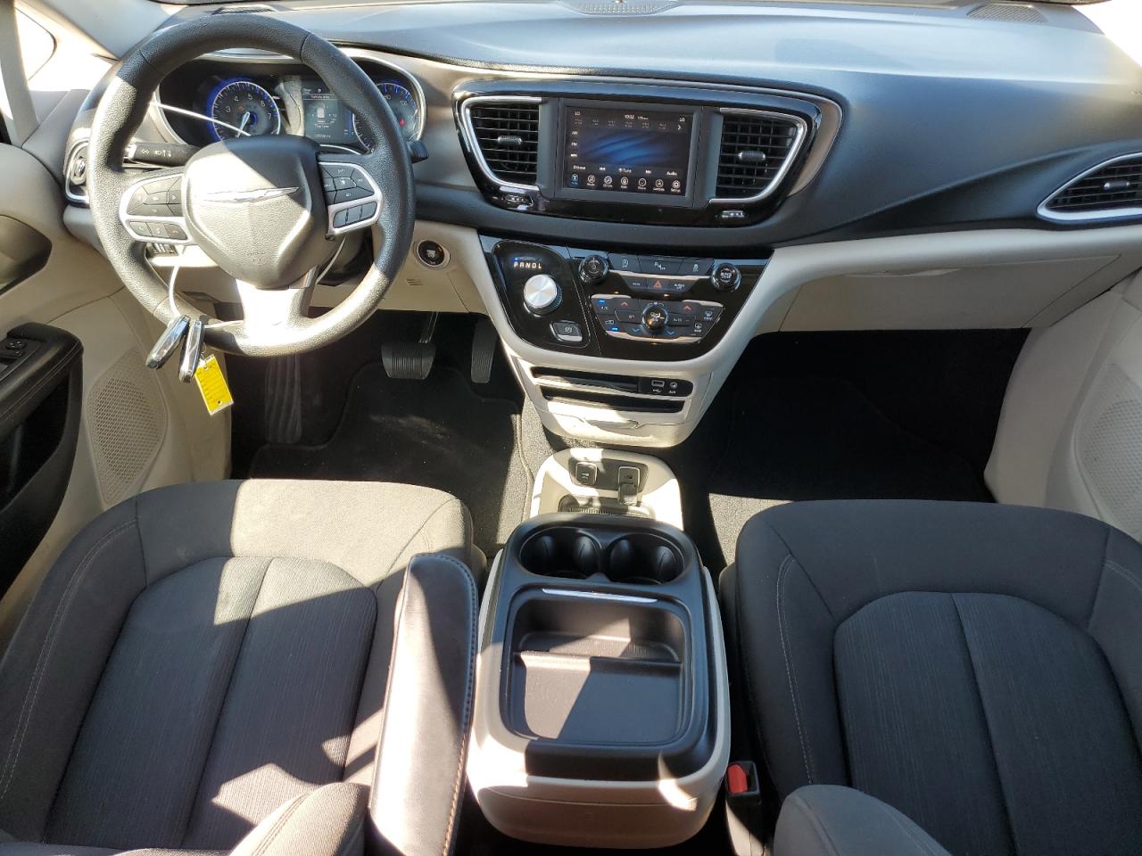 2020 Chrysler Pacifica Touring VIN: 2C4RC1FG7LR134992 Lot: 84761535