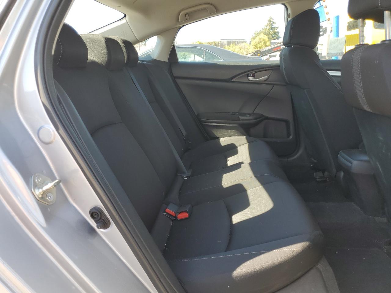 2020 Honda Civic Lx VIN: 19XFC2F61LE216864 Lot: 81251955