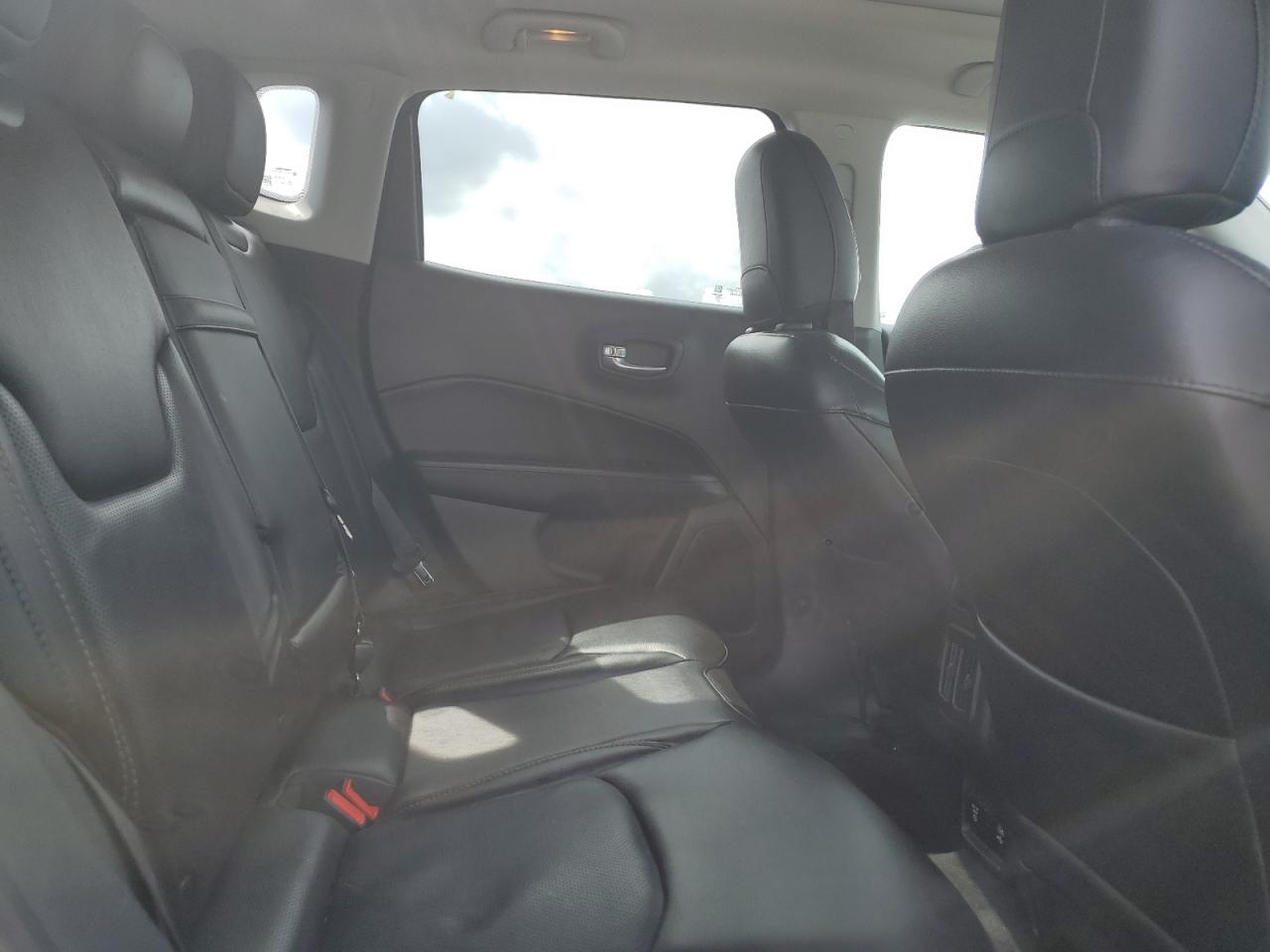 2018 Jeep Compass Limited VIN: 3C4NJDCB1JT349230 Lot: 81232045