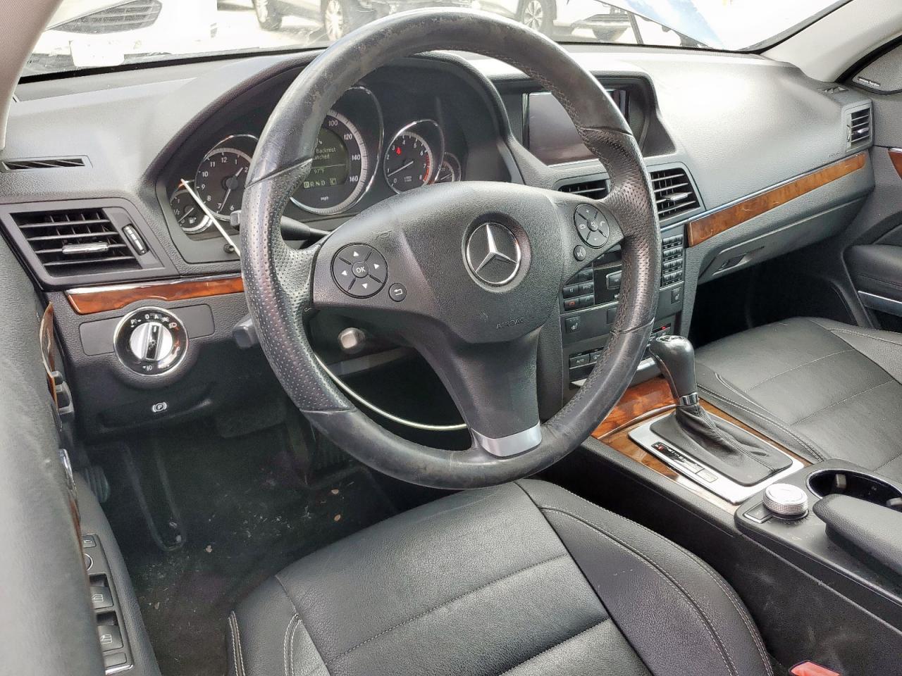 2010 Mercedes-Benz E 350 VIN: WDDKJ5GB1AF005741 Lot: 81409855