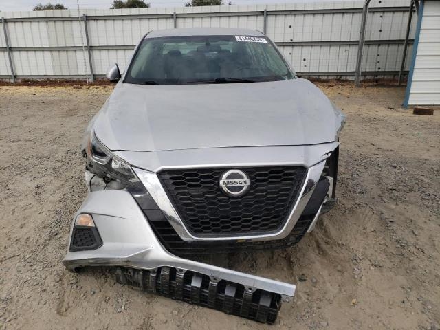  NISSAN ALTIMA 2019 Серебристый