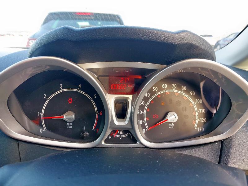 2011 FORD FIESTA TITANIUM 