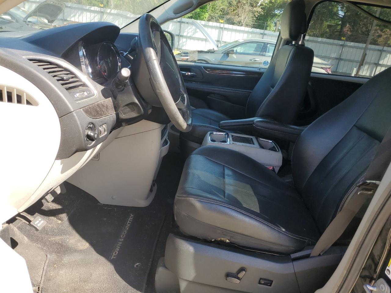 2016 Chrysler Town & Country Touring VIN: 2C4RC1BGXGR214119 Lot: 69645165