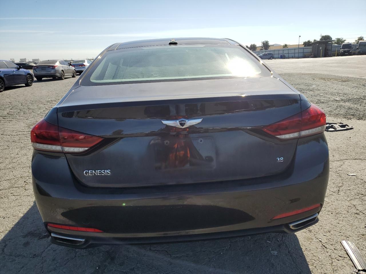 2016 Hyundai Genesis 3.8L VIN: KMHGN4JE2GU128577 Lot: 71668995