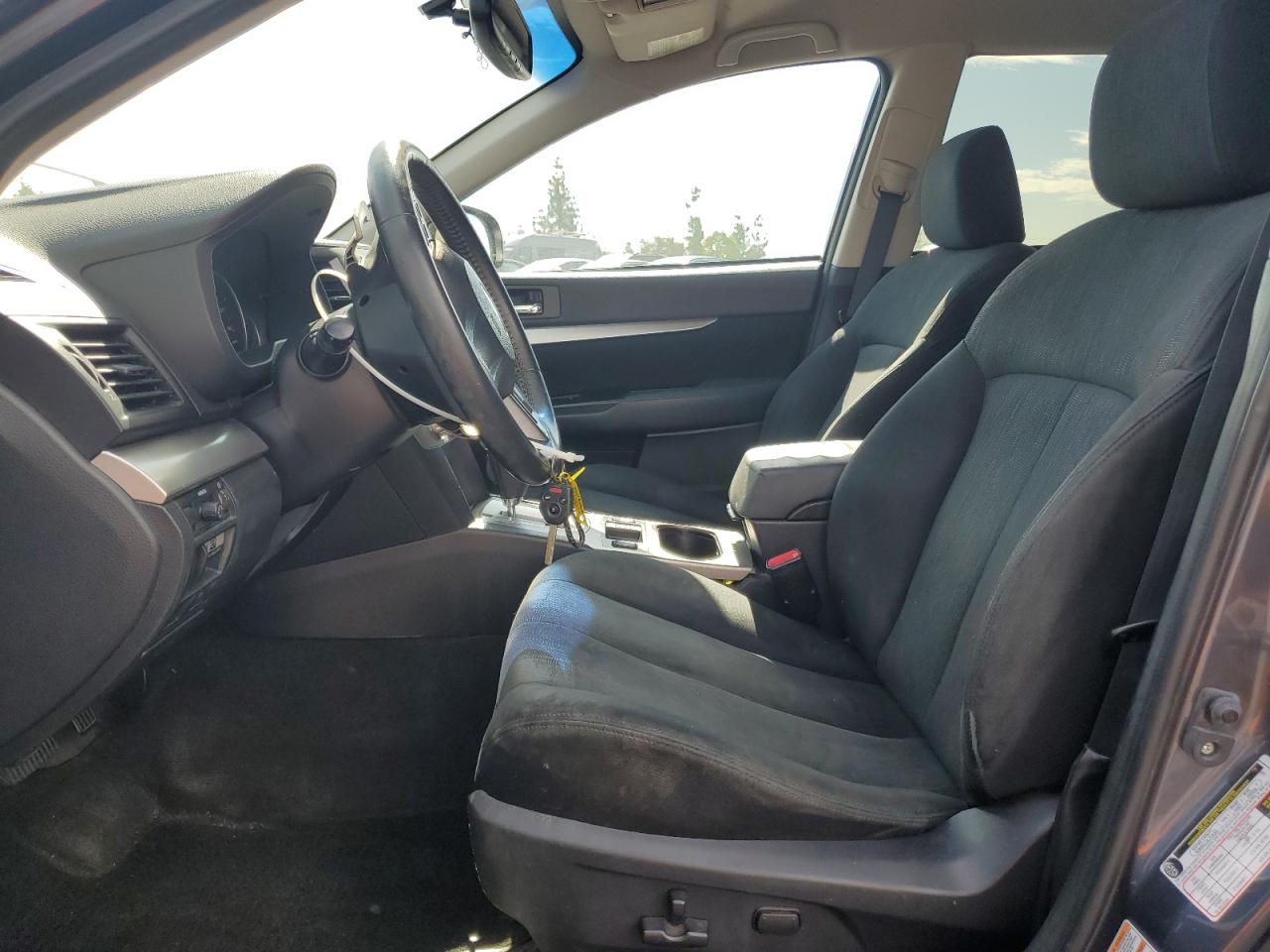 2014 Subaru Outback 2.5I Premium VIN: 4S4BRBCC0E3298986 Lot: 81322845