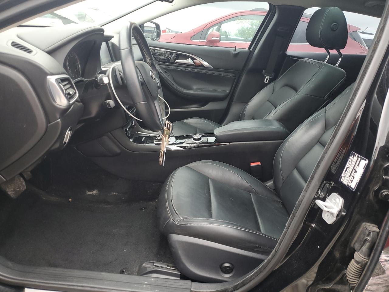 2018 Infiniti Qx30 Base VIN: SJKCH5CR8JA056046 Lot: 83975025