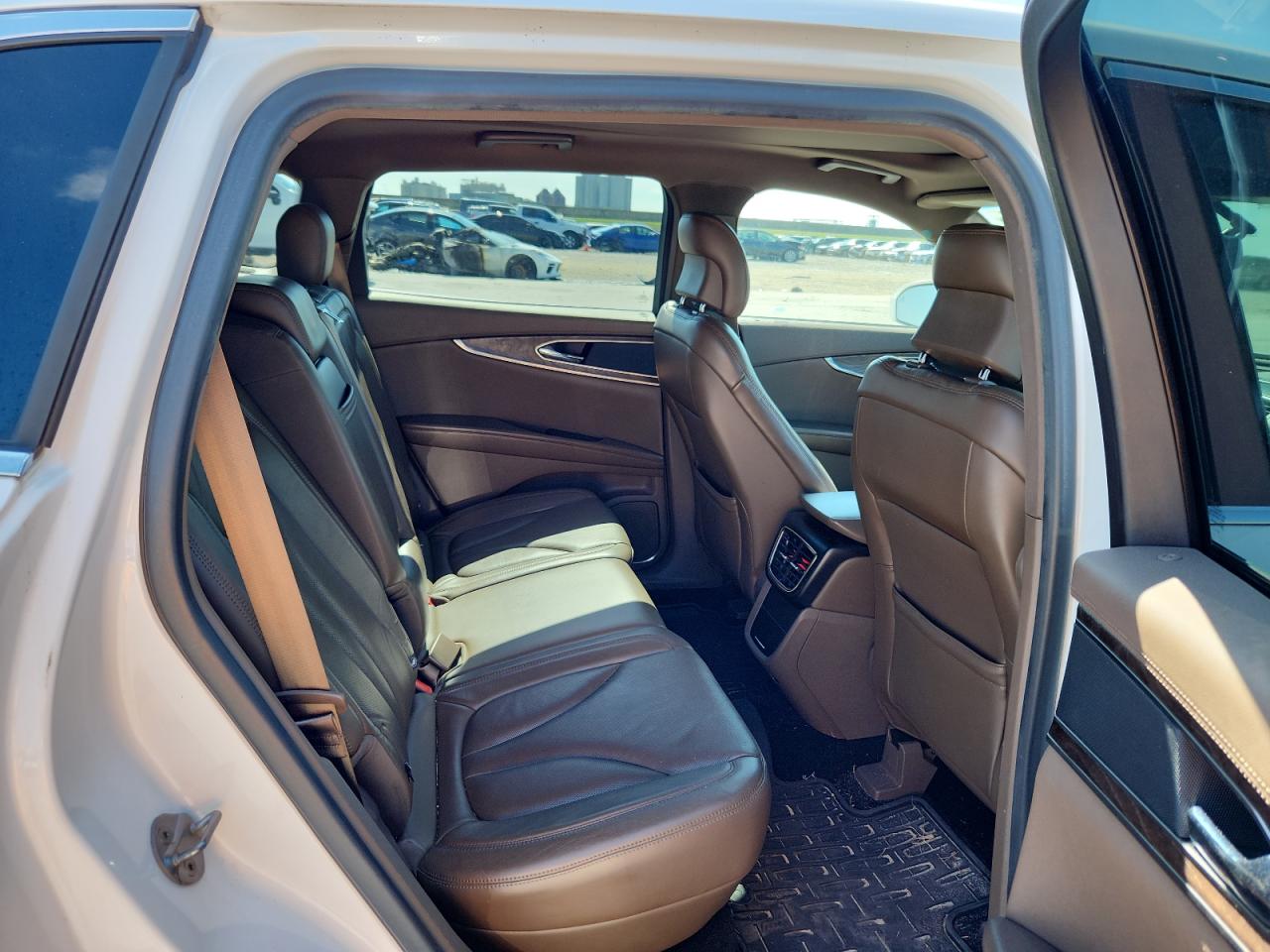 2016 Lincoln Mkx Reserve VIN: 2LMTJ6LR1GBL51208 Lot: 81882195