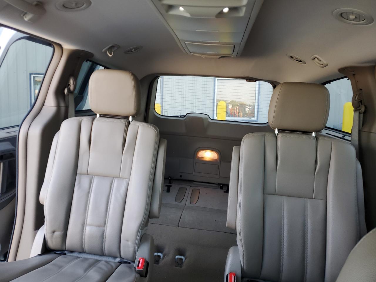 2015 Chrysler Town & Country Touring VIN: 2C4RC1BG9FR675469 Lot: 81849265