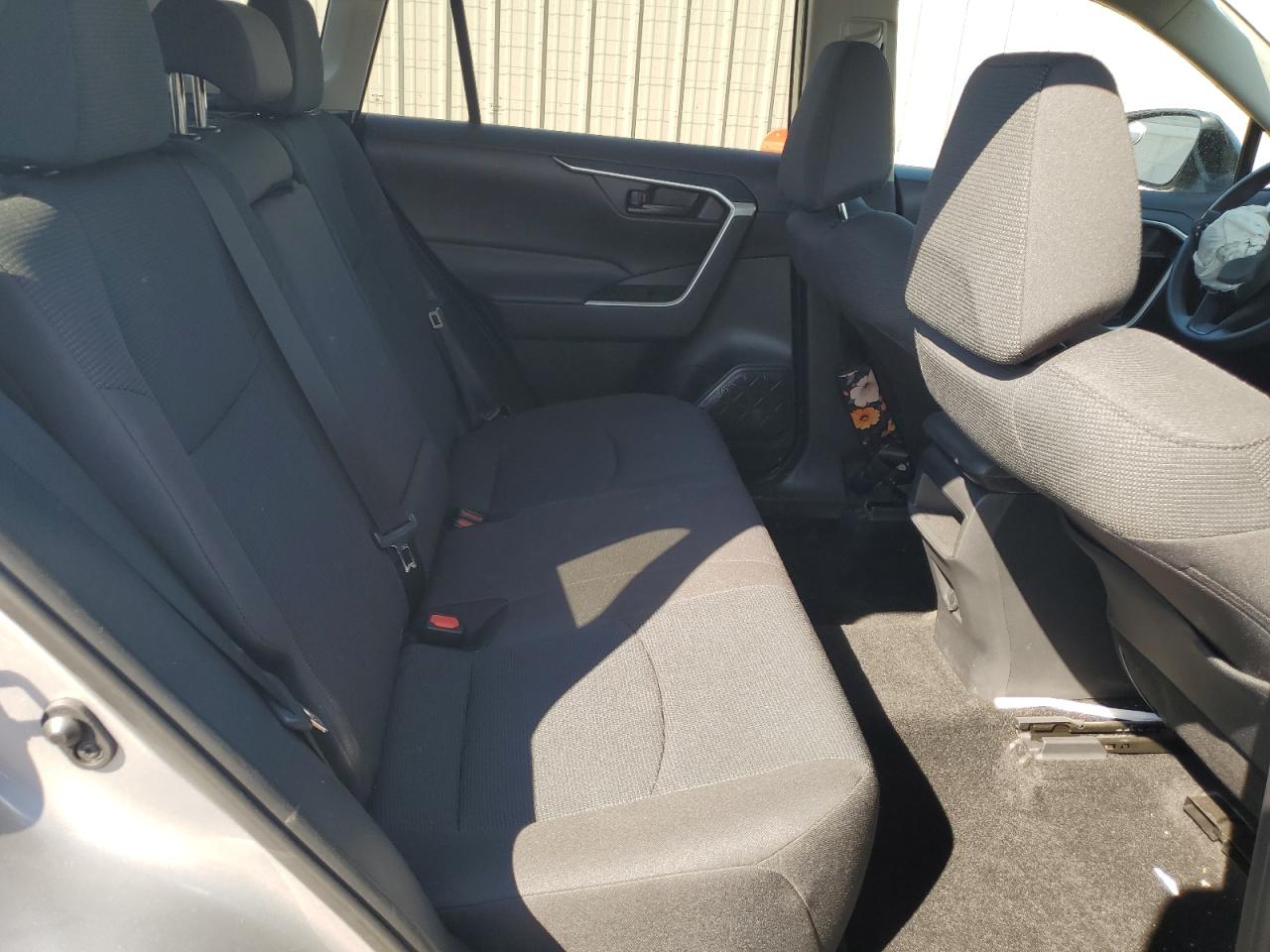 2021 Toyota Rav4 Le VIN: 2T3F1RFV8MW232541 Lot: 80571495