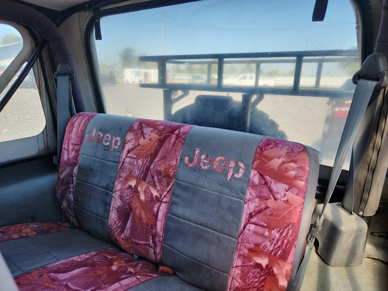 1998 Jeep Wrangler / Tj Se VIN: 1J4FY29P7WP701000 Lot: 84371815