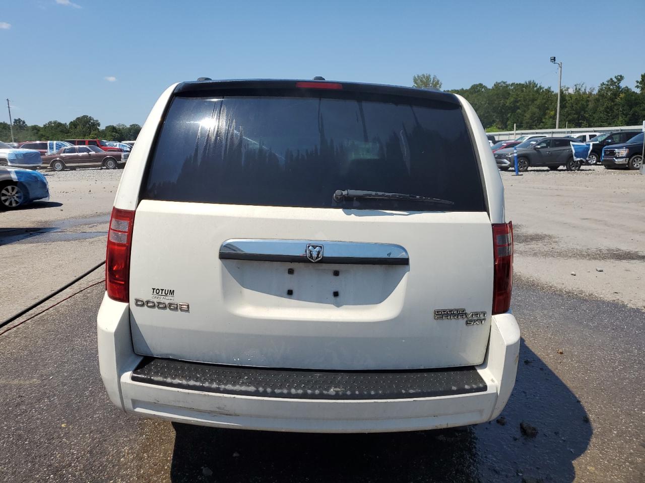 2010 Dodge Grand Caravan Sxt VIN: 2D4RN5D10AR460200 Lot: 71303905