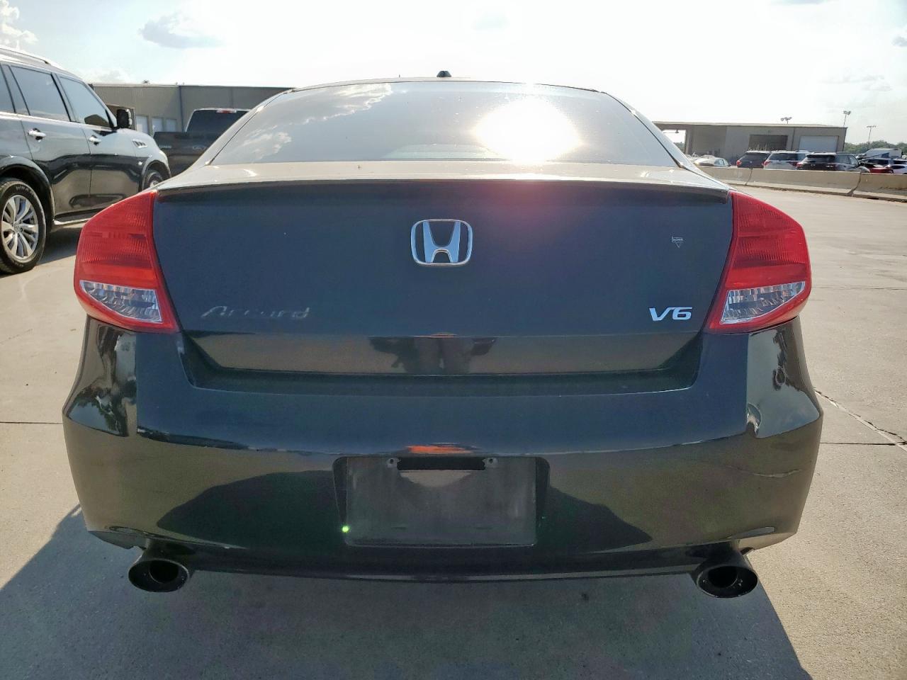 2011 Honda Accord Exl VIN: 1HGCS2B85BA006705 Lot: 80924485
