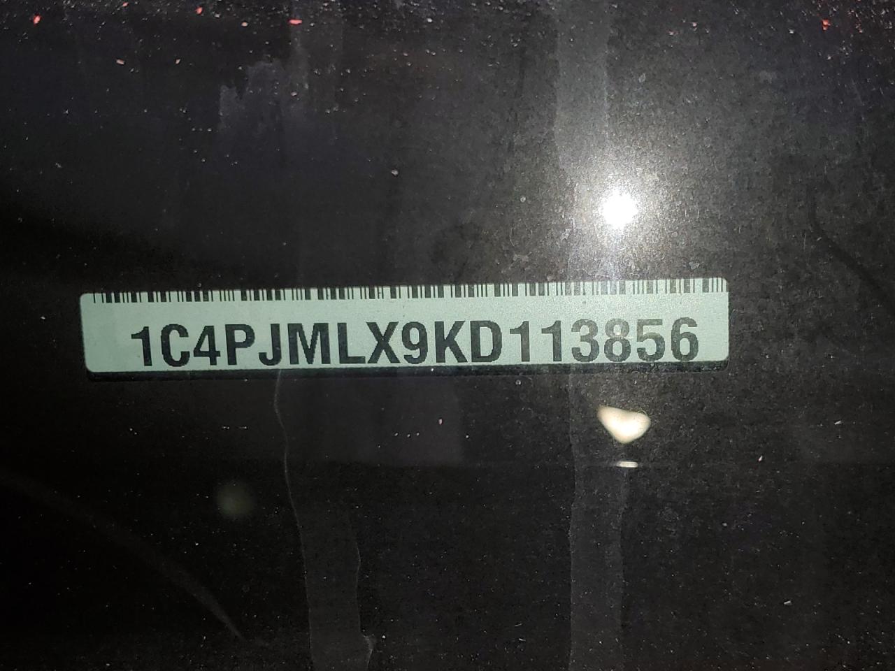 2019 Jeep Cherokee Latitude Plus VIN: 1C4PJMLX9KD113856 Lot: 71982505