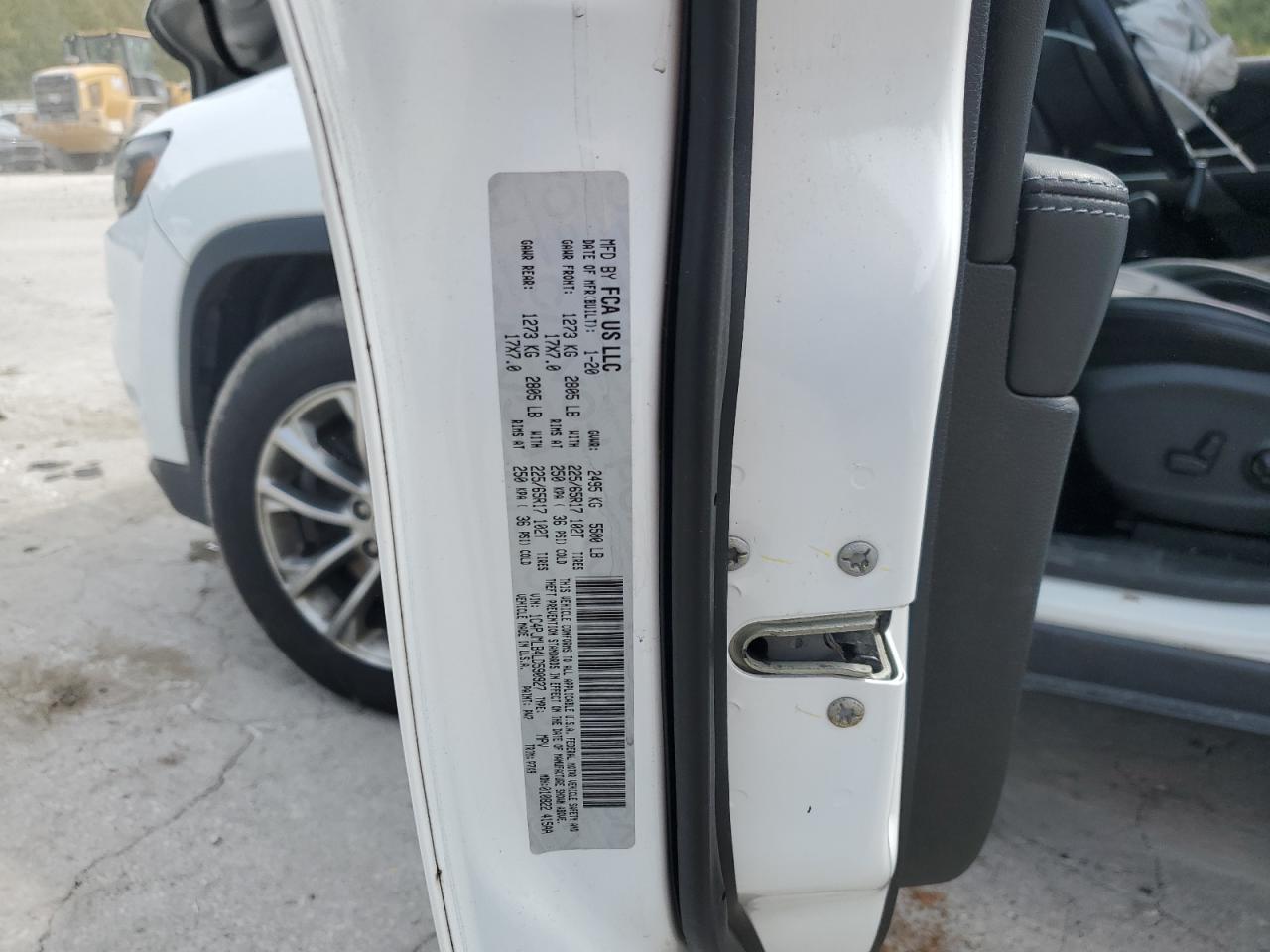 2020 Jeep Cherokee Latitude Plus VIN: 1C4PJMLB4LD590927 Lot: 80752005