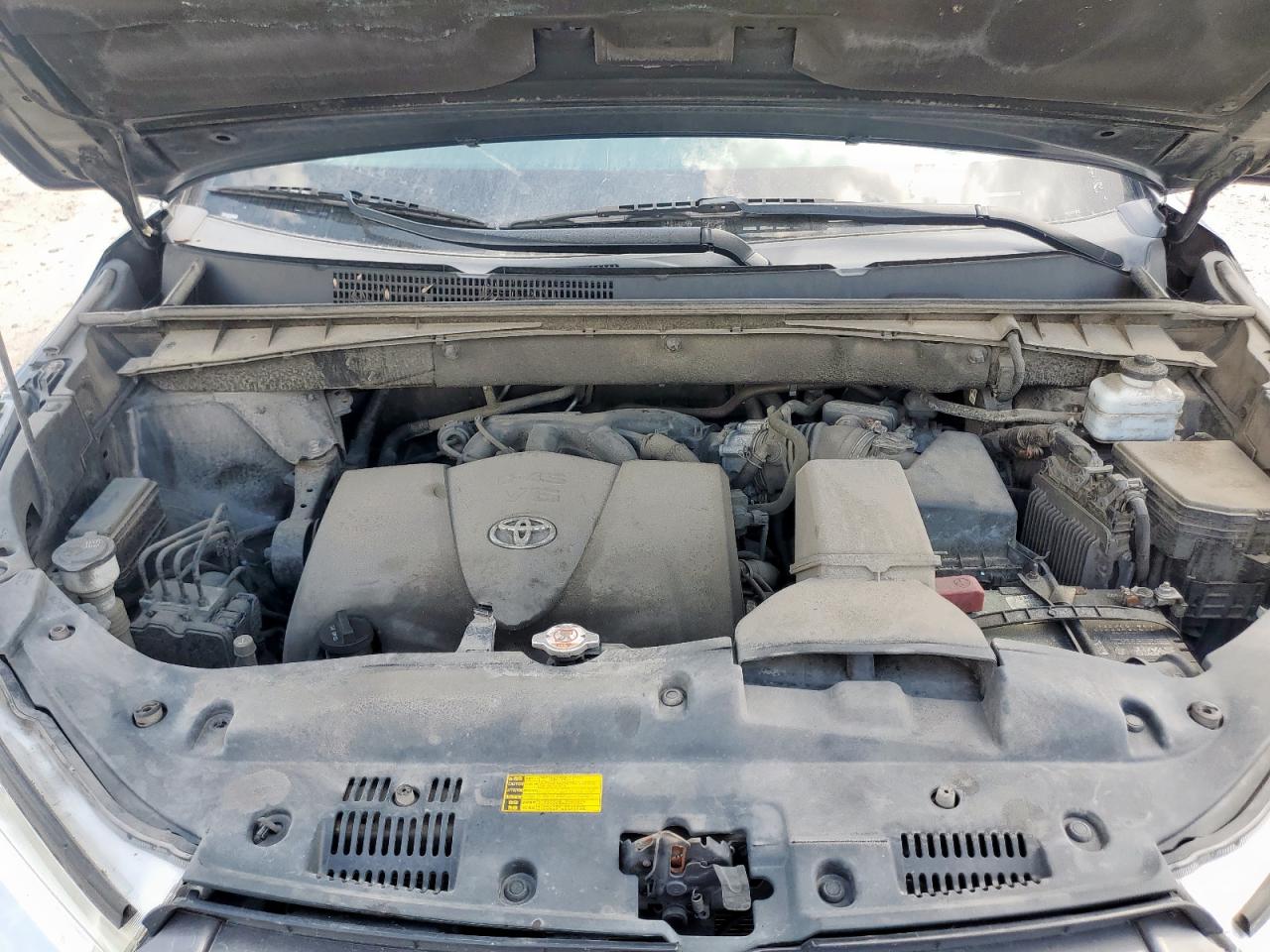 2019 Toyota Highlander Le VIN: 5TDBZRFH7KS945110 Lot: 68960885