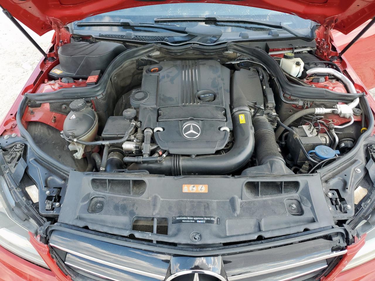 2015 Mercedes-Benz C 250 VIN: WDDGJ4HBXFG392130 Lot: 84479325