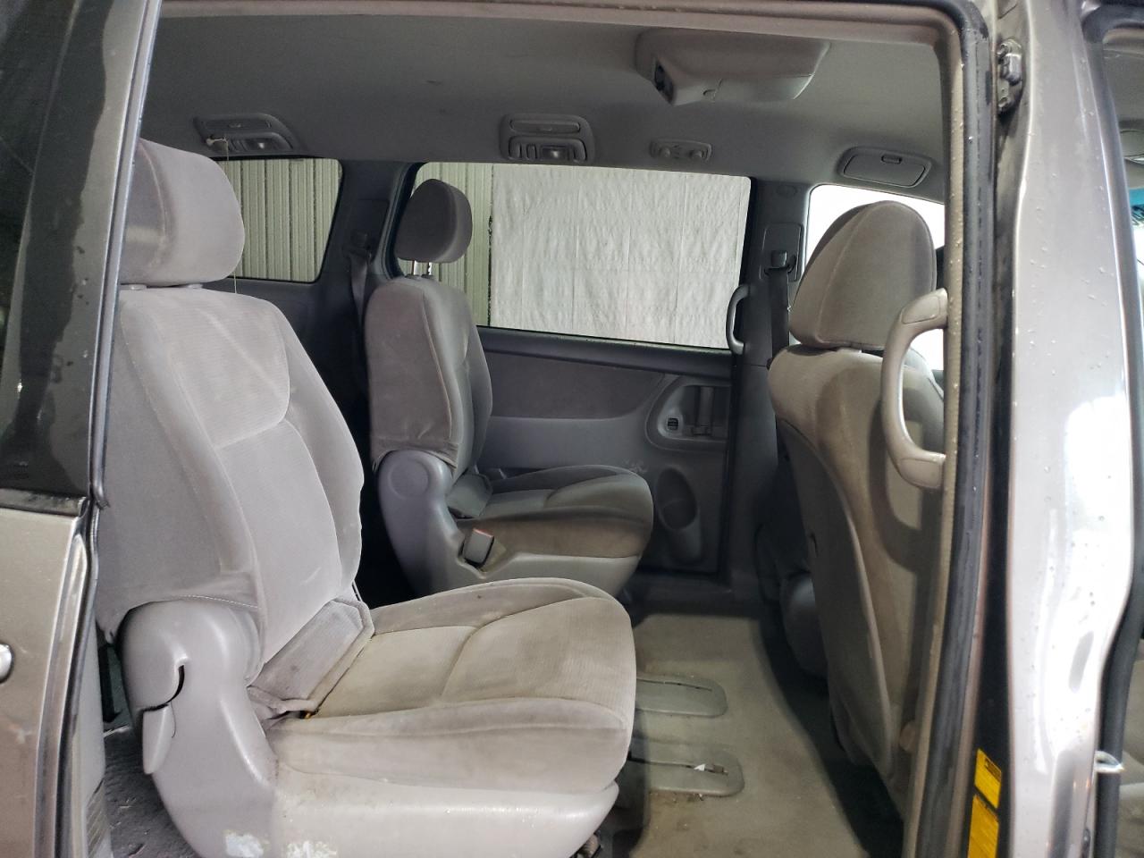 2004 Toyota Sienna Ce VIN: 5TDZA23C44S005954 Lot: 72036465