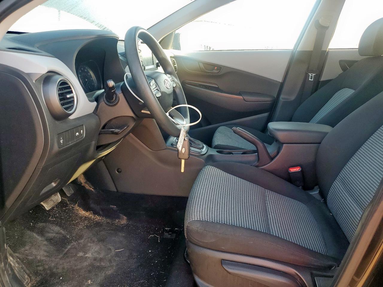 2020 Hyundai Kona Se VIN: KM8K12AA8LU518164 Lot: 71189685