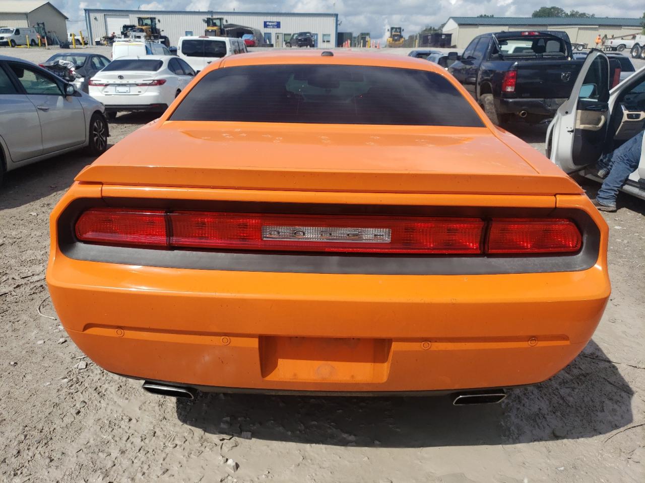 2014 Dodge Challenger R/T VIN: 2C3CDYBTXEH184958 Lot: 83867315