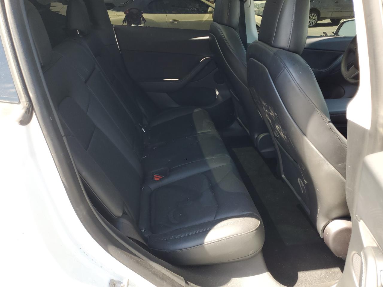 2022 Tesla Model Y VIN: 7SAYGDEF2NF501101 Lot: 71231985