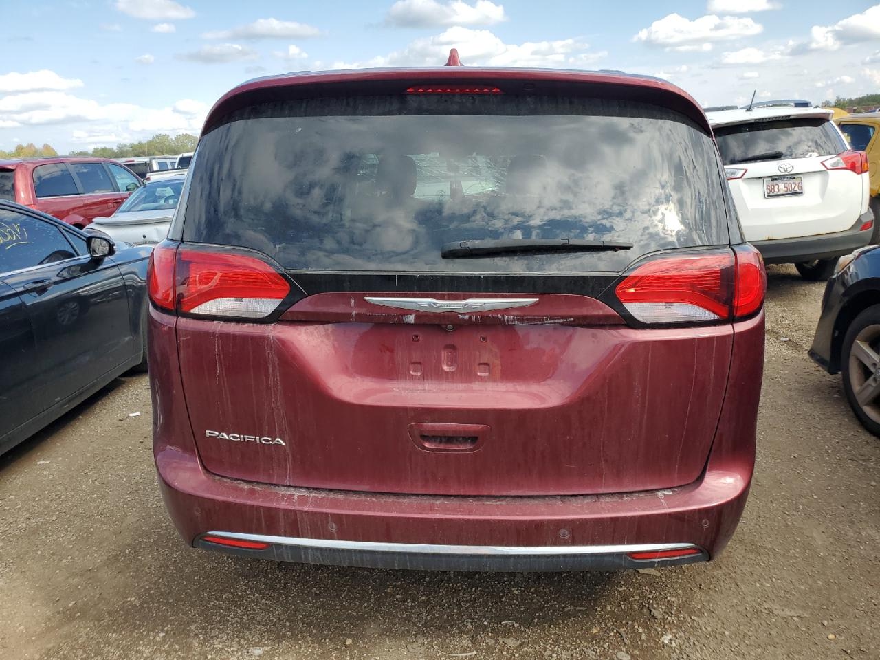 2017 Chrysler Pacifica Touring L VIN: 2C4RC1BG1HR509417 Lot: 81328925