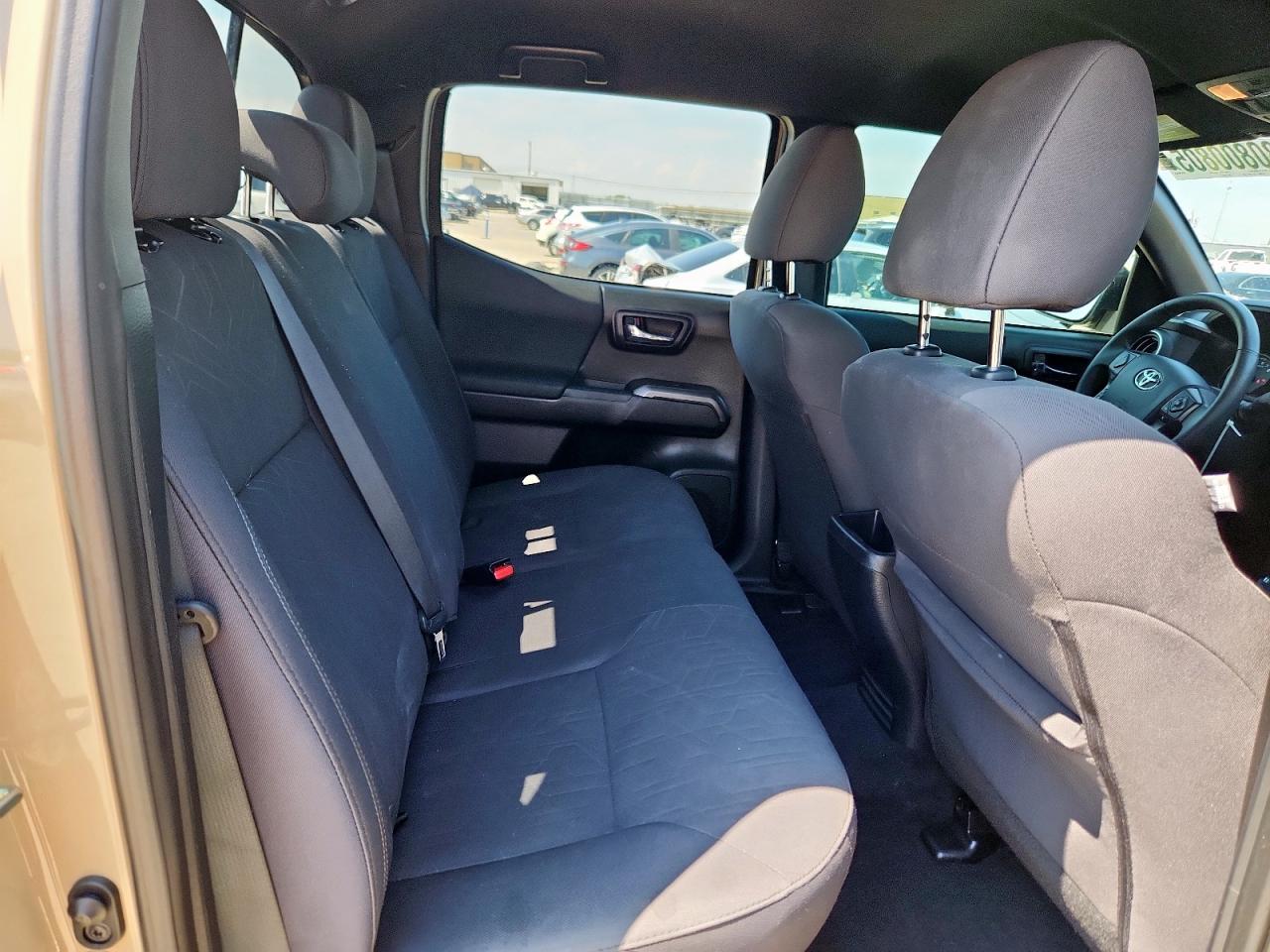 2017 Toyota Tacoma Double Cab VIN: 5TFAZ5CN9HX036447 Lot: 80800805