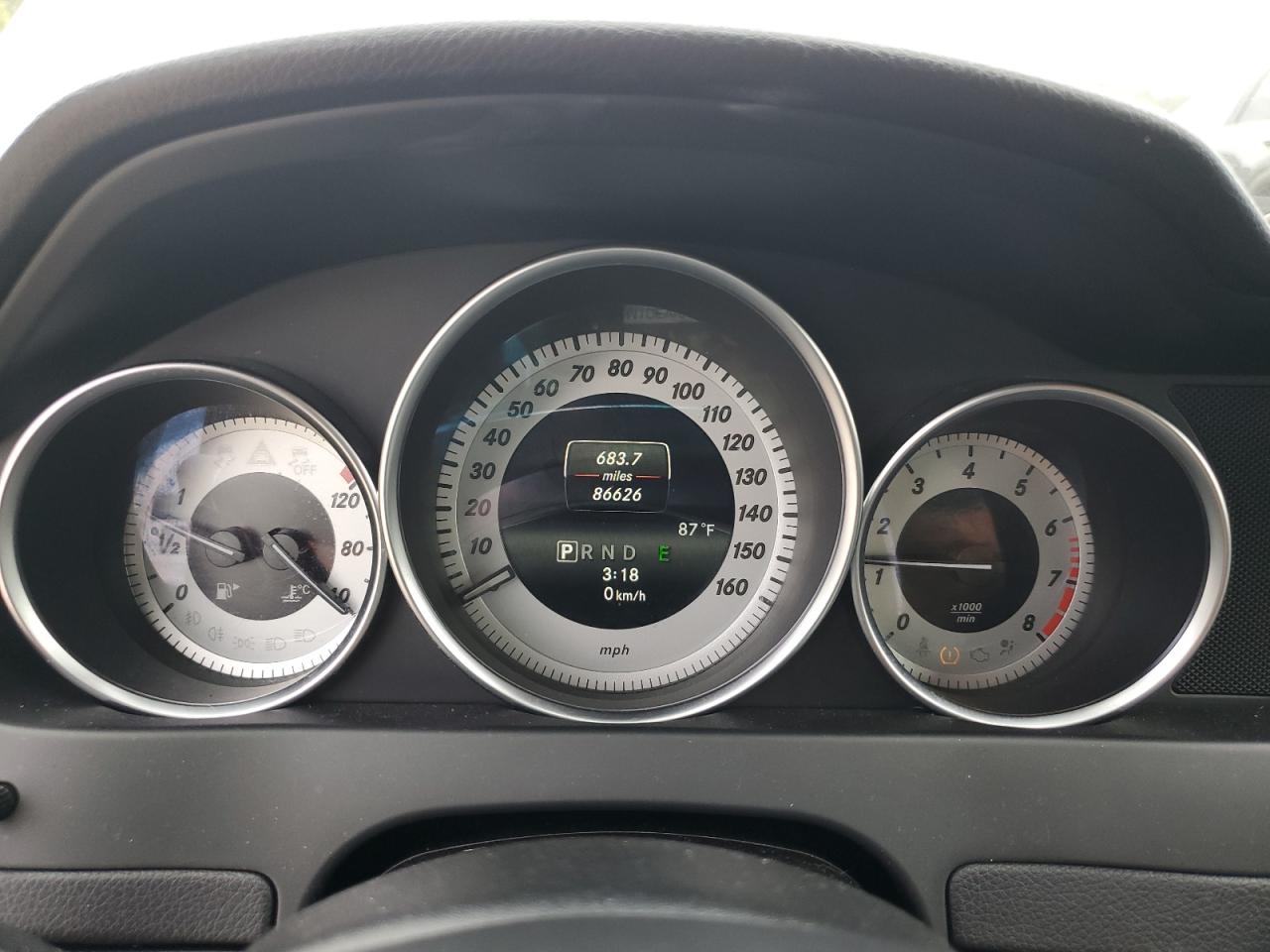 2014 Mercedes-Benz C 250 VIN: WDDGF4HB4EA964098 Lot: 83888985