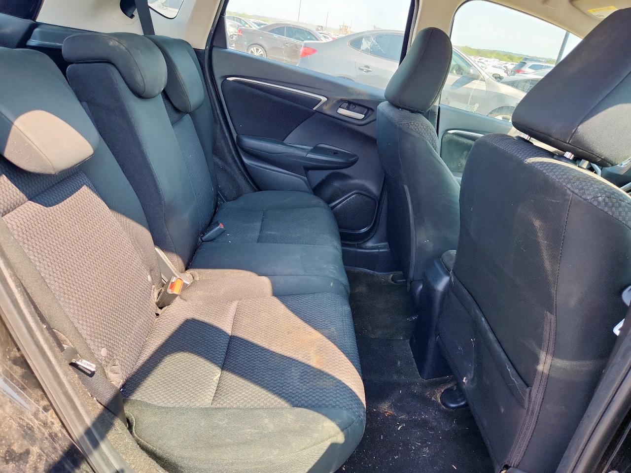 2019 Honda Fit Lx VIN: 3HGGK5H45KM740061 Lot: 82018995