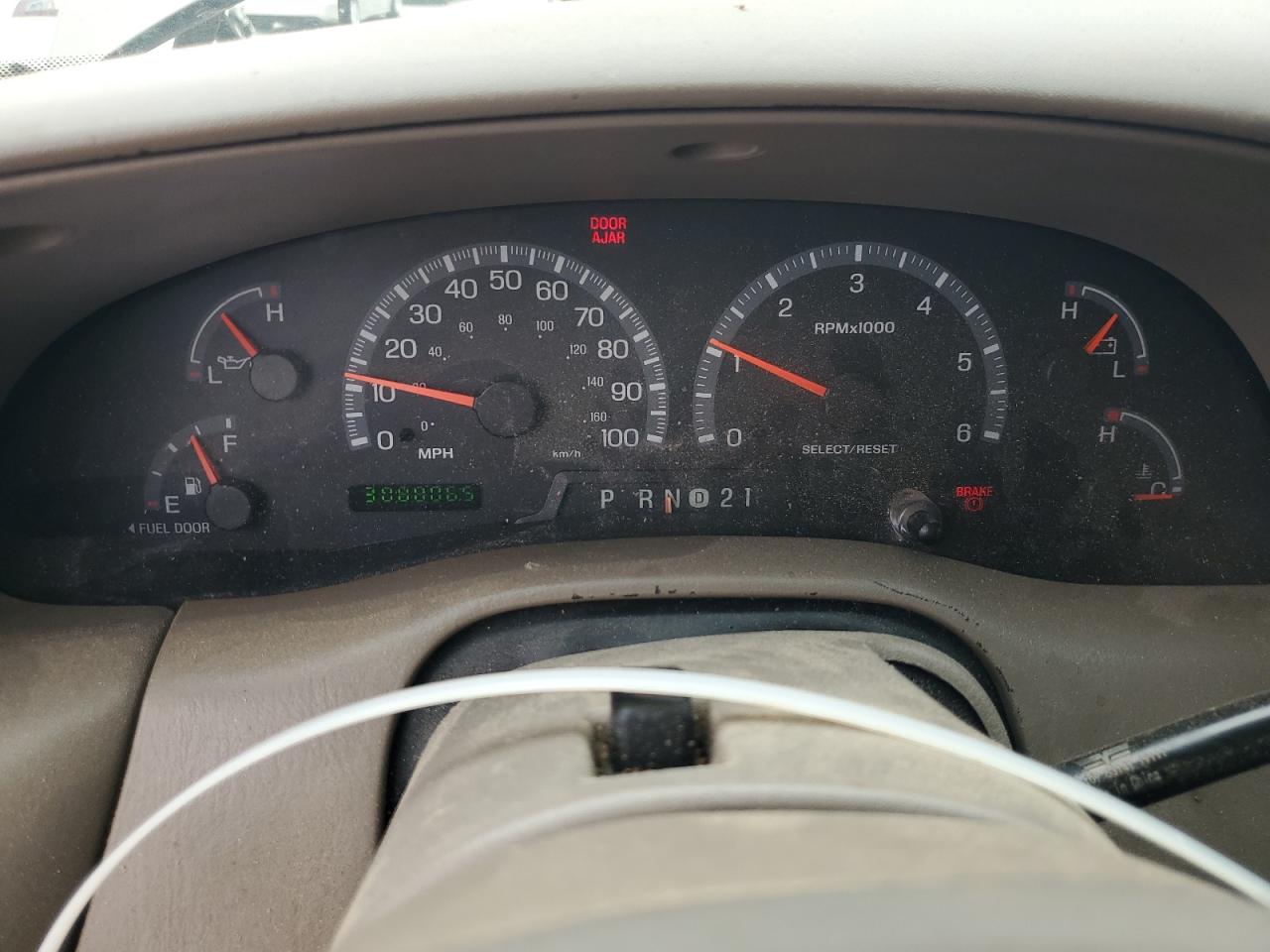 2002 Ford F150 VIN: 1FTRX18L42KB04604 Lot: 81893275