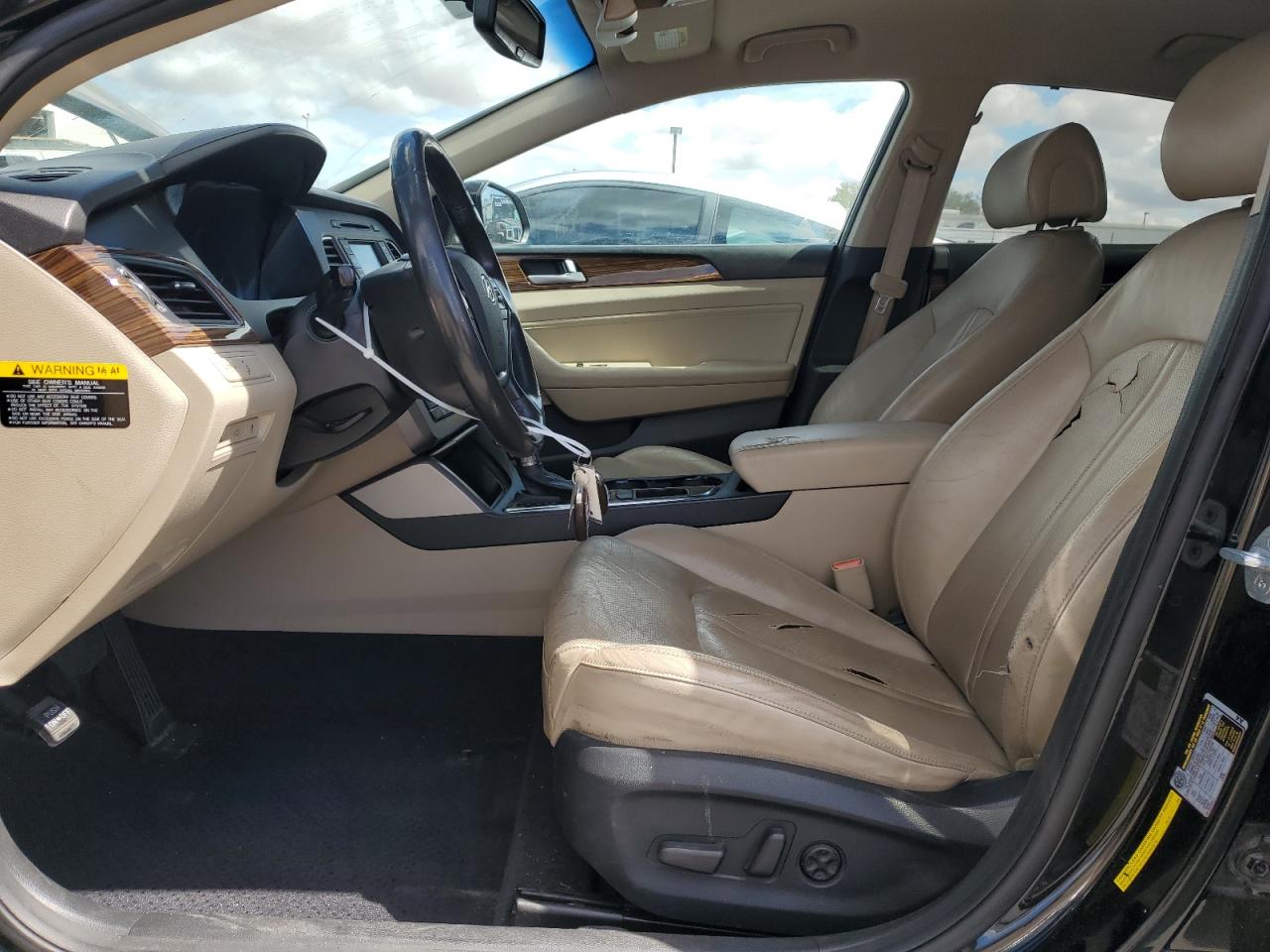 2016 Hyundai Sonata Hybrid VIN: KMHE34L16GA019158 Lot: 71987475