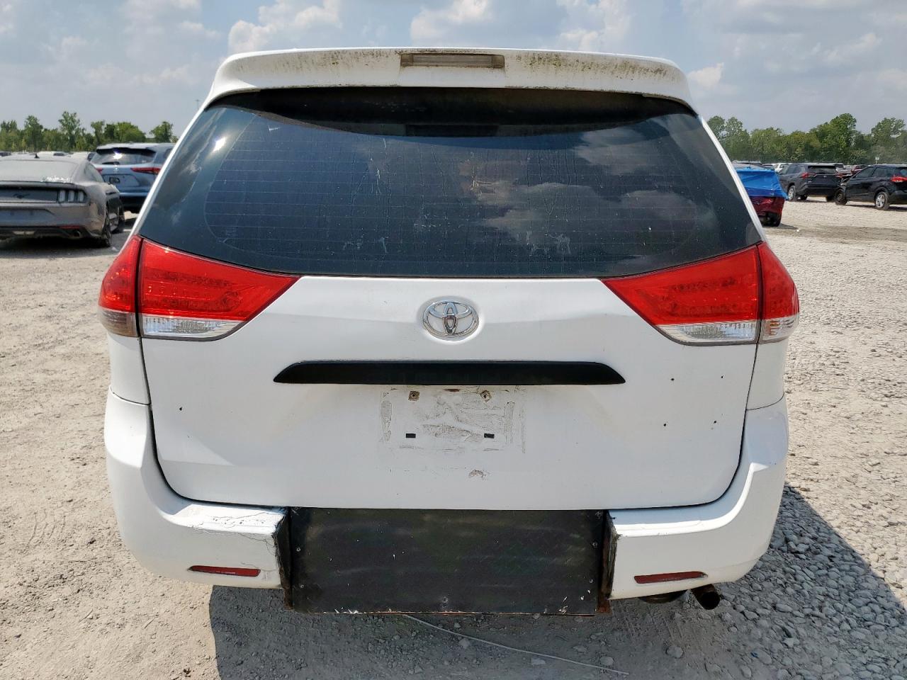 2012 Toyota Sienna VIN: 5TDZK3DC1CS228159 Lot: 81386815
