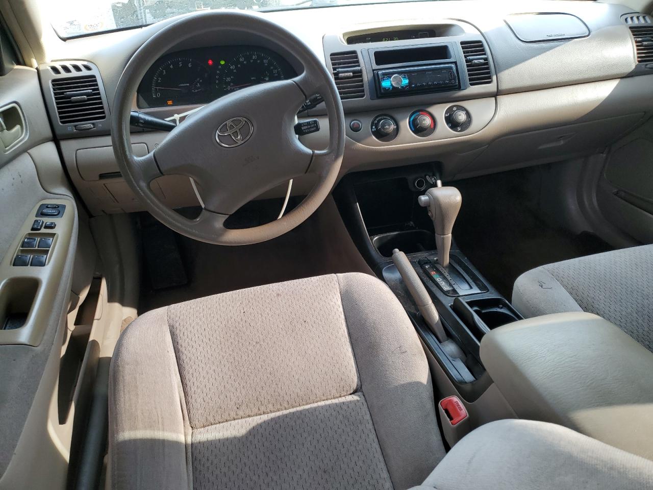 2004 Toyota Camry Le VIN: 4T1BE32KX4U928905 Lot: 71597095