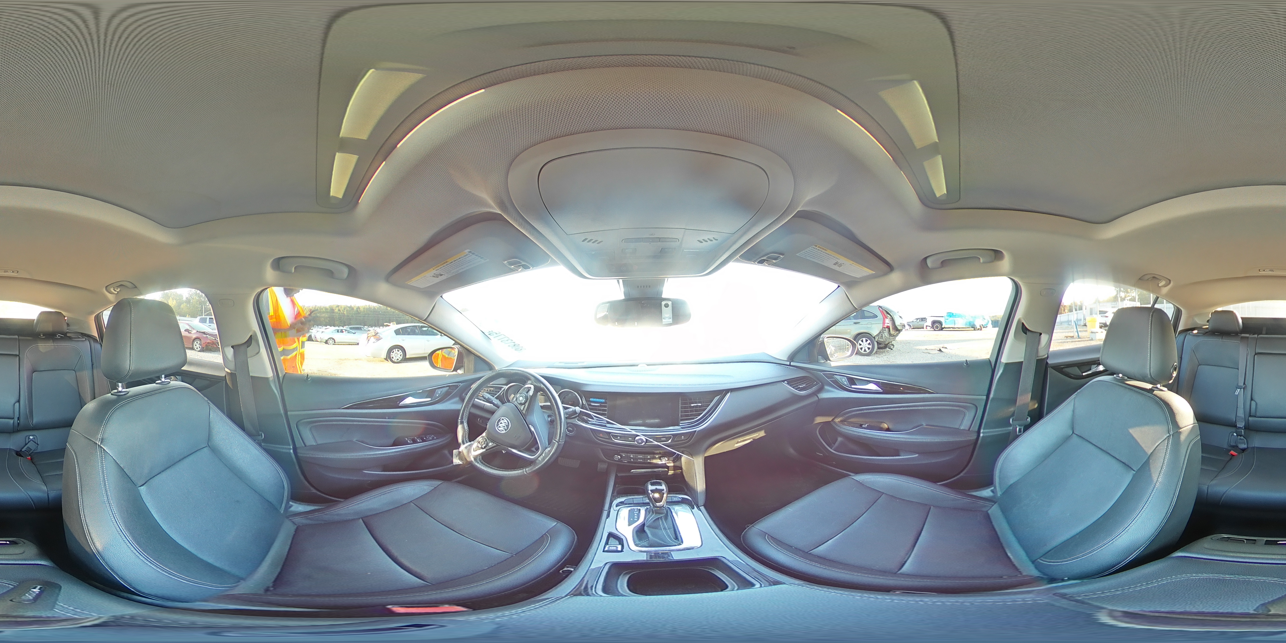 2018 Buick Regal Essence VIN: W04GP6SX7J1121590 Lot: 80813775