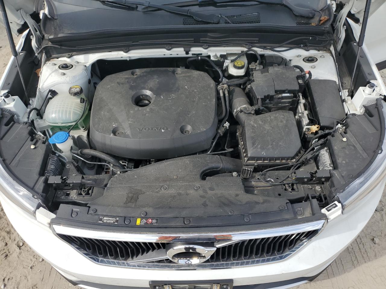 2019 Volvo Xc40 T5 Momentum VIN: YV4162UK5K2111660 Lot: 80487165