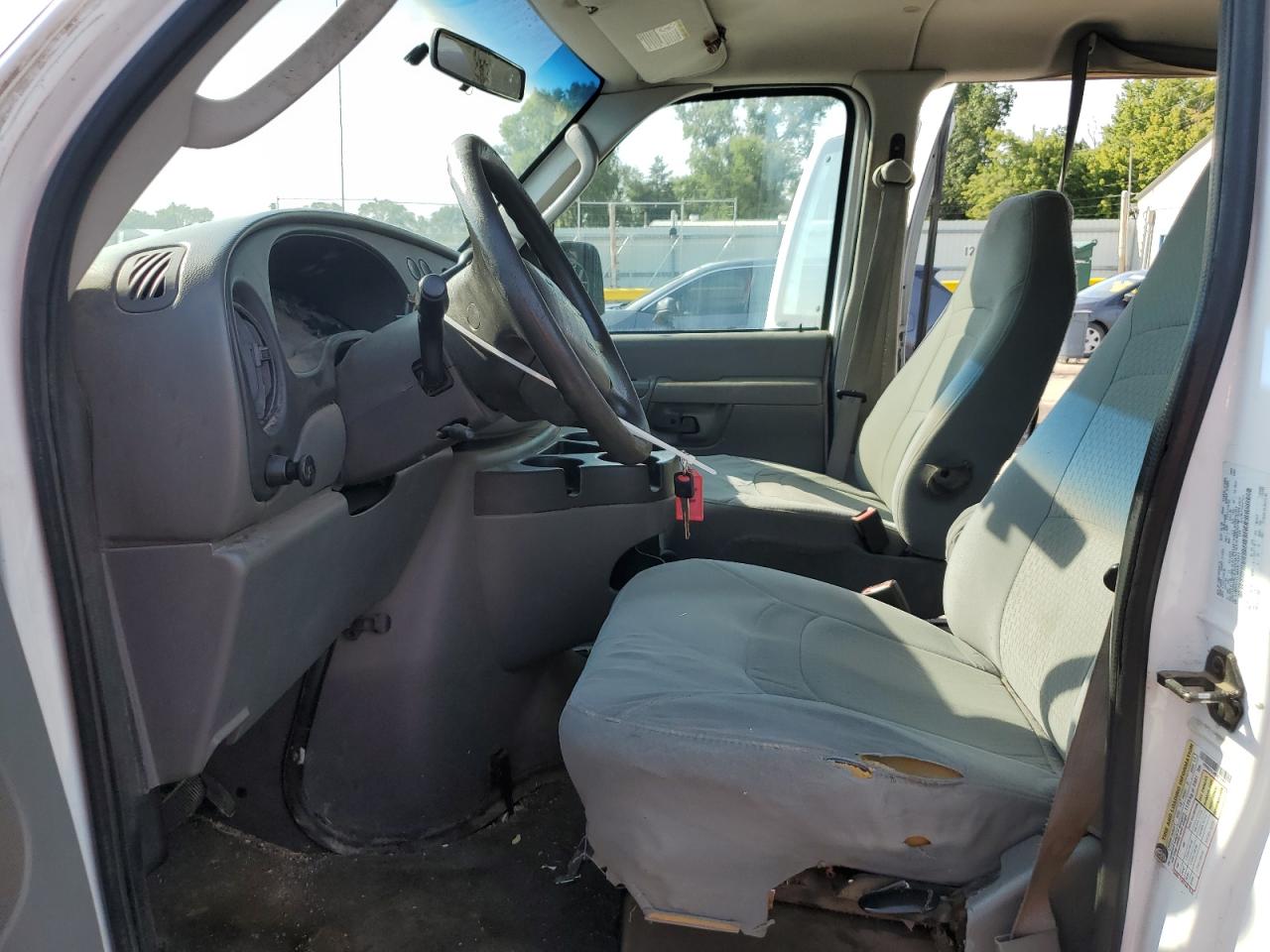 2008 Ford Econoline E350 Super Duty Wagon VIN: 1FBSS31L48DB19563 Lot: 70940095