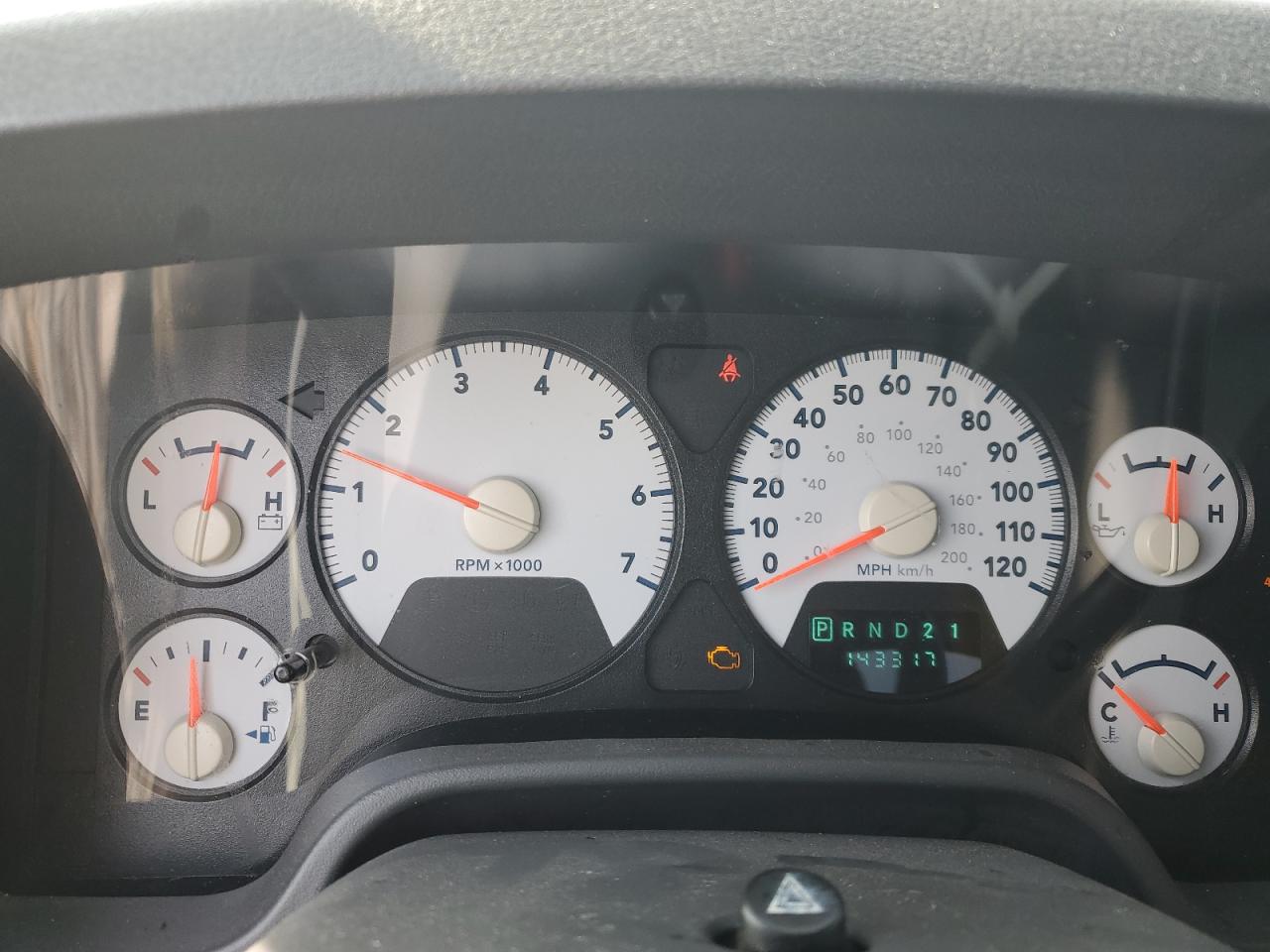 2008 Dodge Ram 1500 St VIN: 1D7HU18208S586613 Lot: 71502335