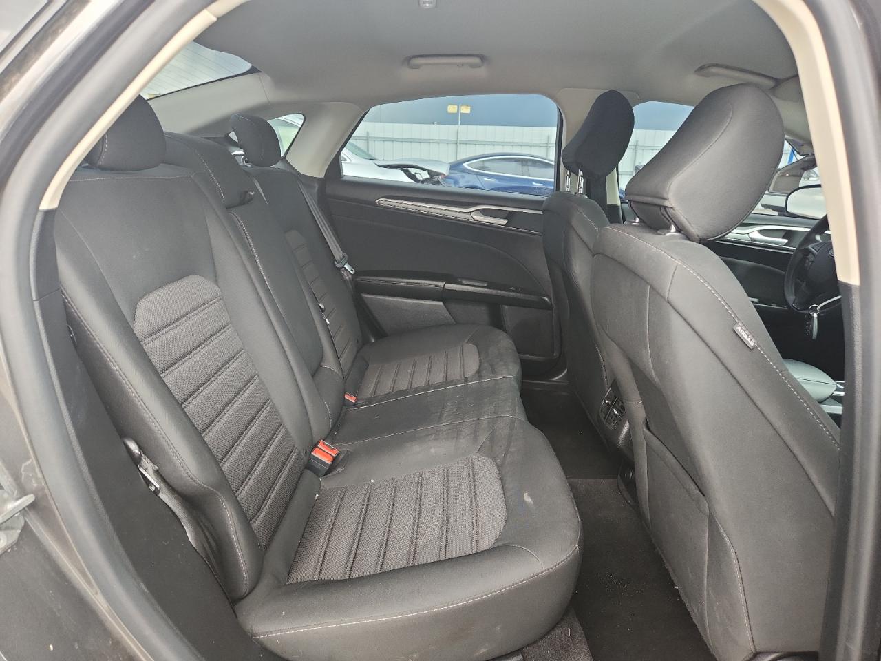 2020 Ford Fusion Se VIN: 3FA6P0HD8LR187477 Lot: 81946645