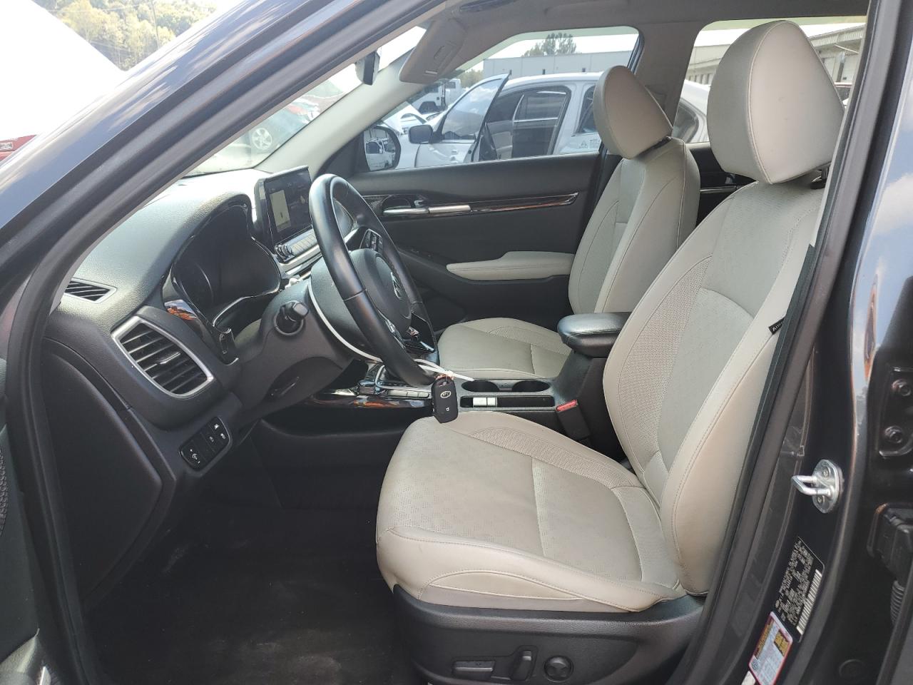 2021 Kia Seltos Sx VIN: KNDETCA22M7089355 Lot: 84723485