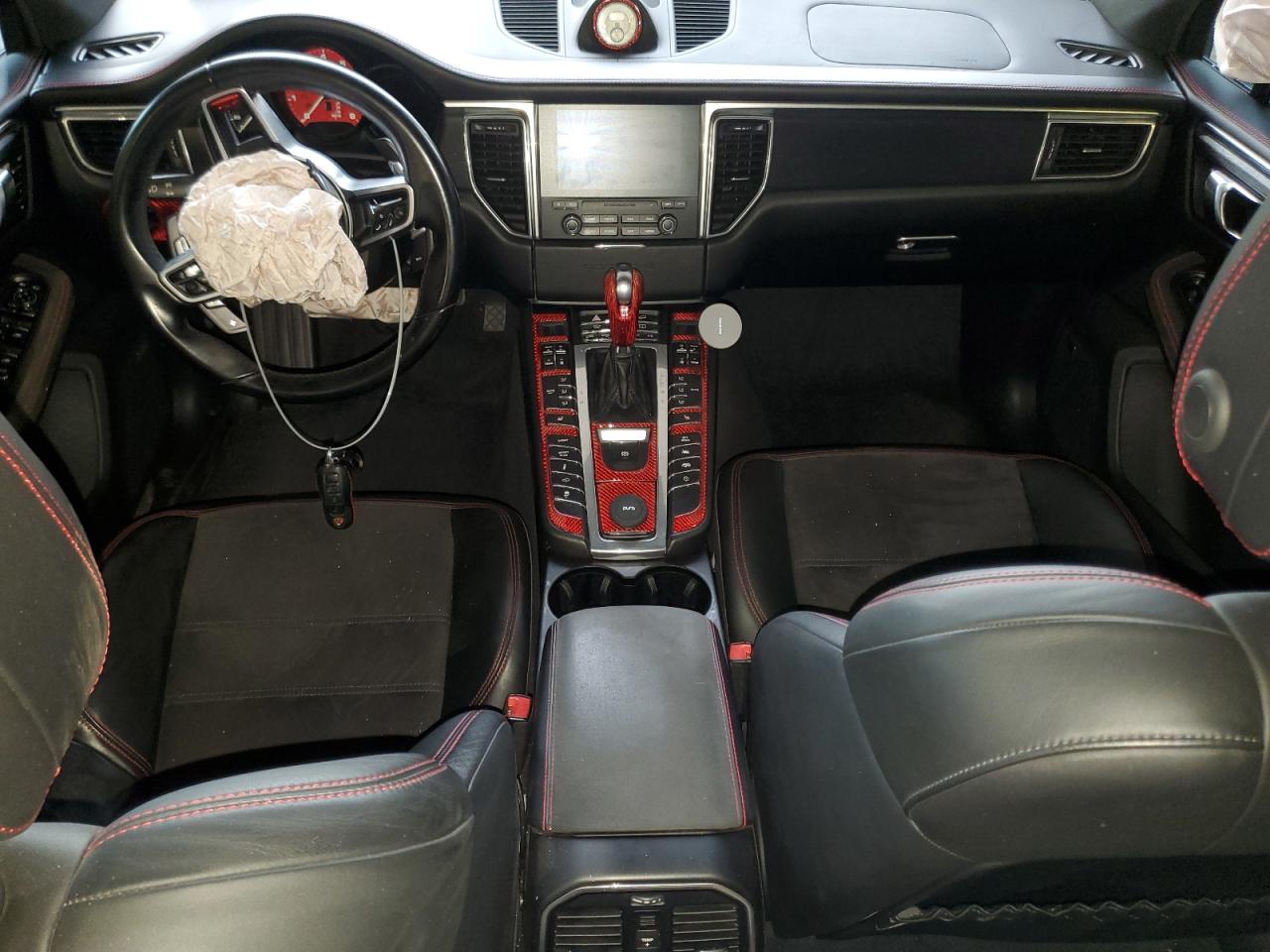 2018 Porsche Macan Gts VIN: WP1AG2A56JLB65541 Lot: 81040225