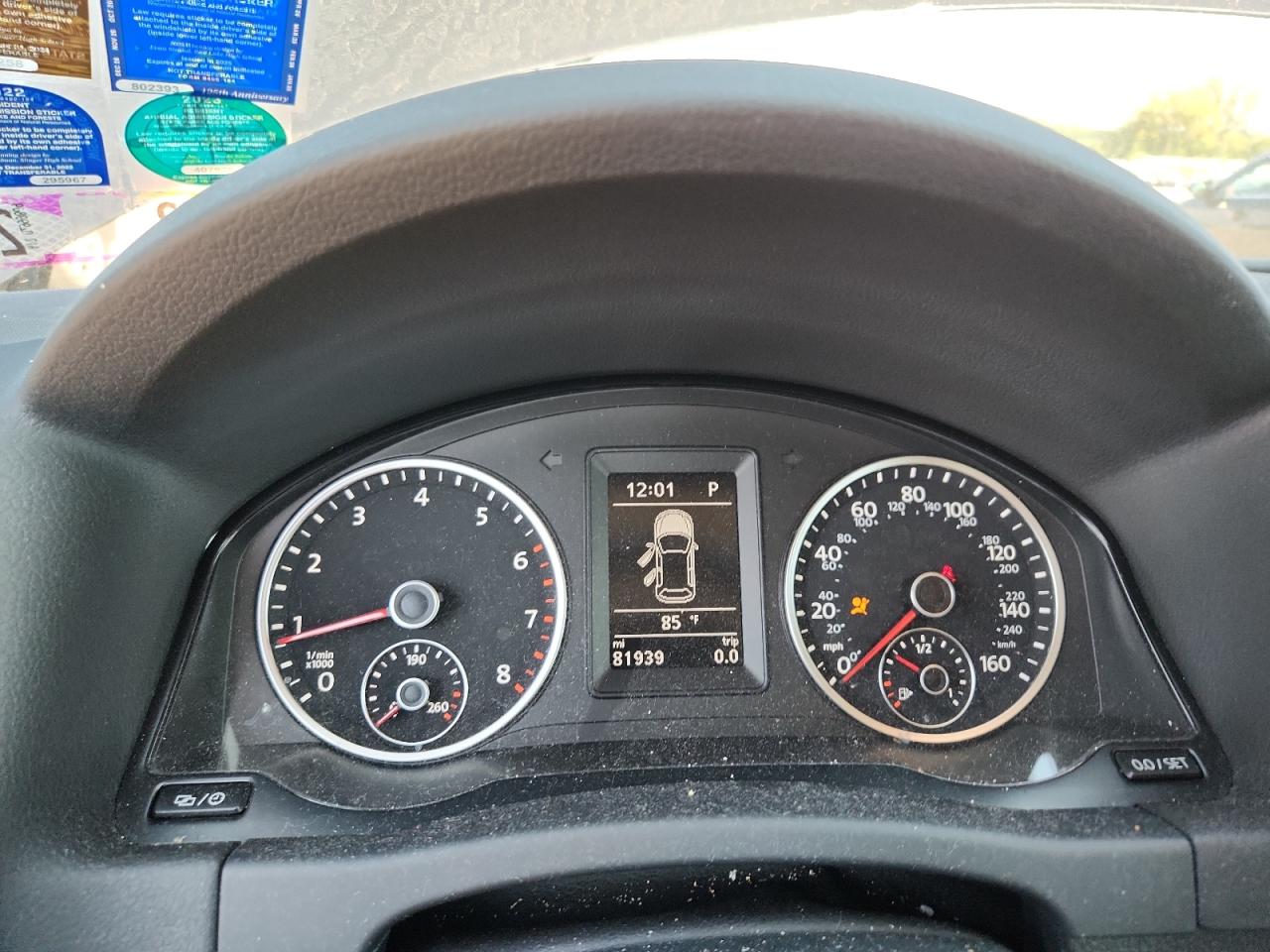 2017 Volkswagen Tiguan S VIN: WVGBV7AX9HK048266 Lot: 80622095