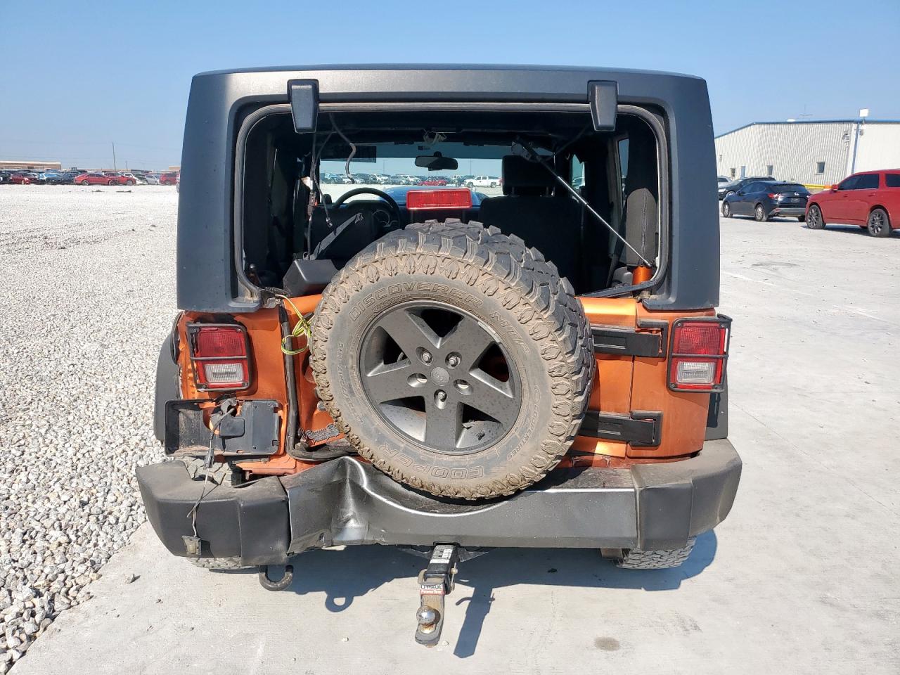 2010 Jeep Wrangler Sport VIN: 1J4AA2D18AL203647 Lot: 71699525